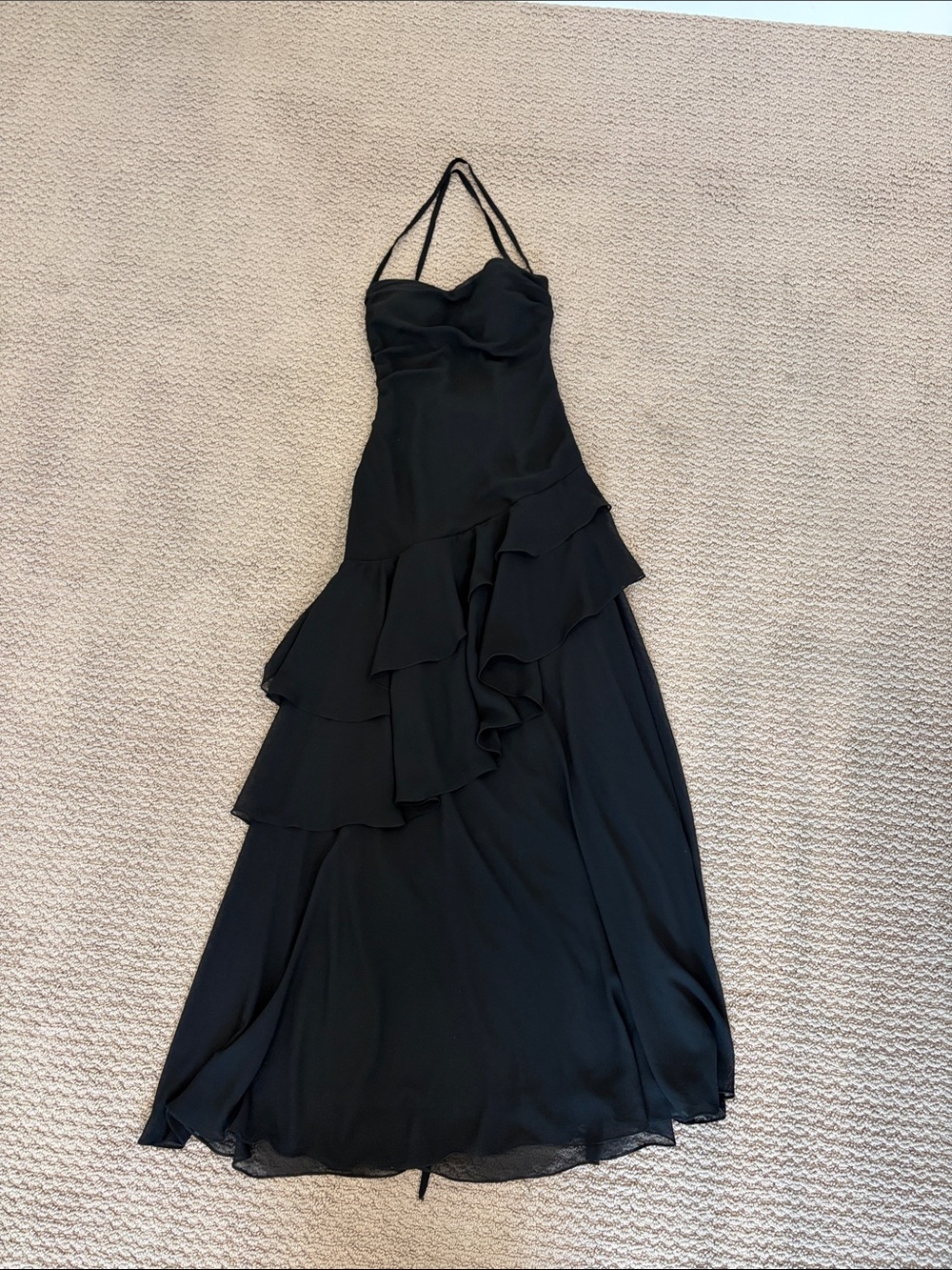 Women’s black maxi dress - flowy, tiered, elegant, long, zipper, tie, PADDED